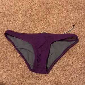 Jolyn “Bali” bottoms, grape, size M